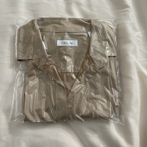 Calvin Klein button down - Picture 8 of 8